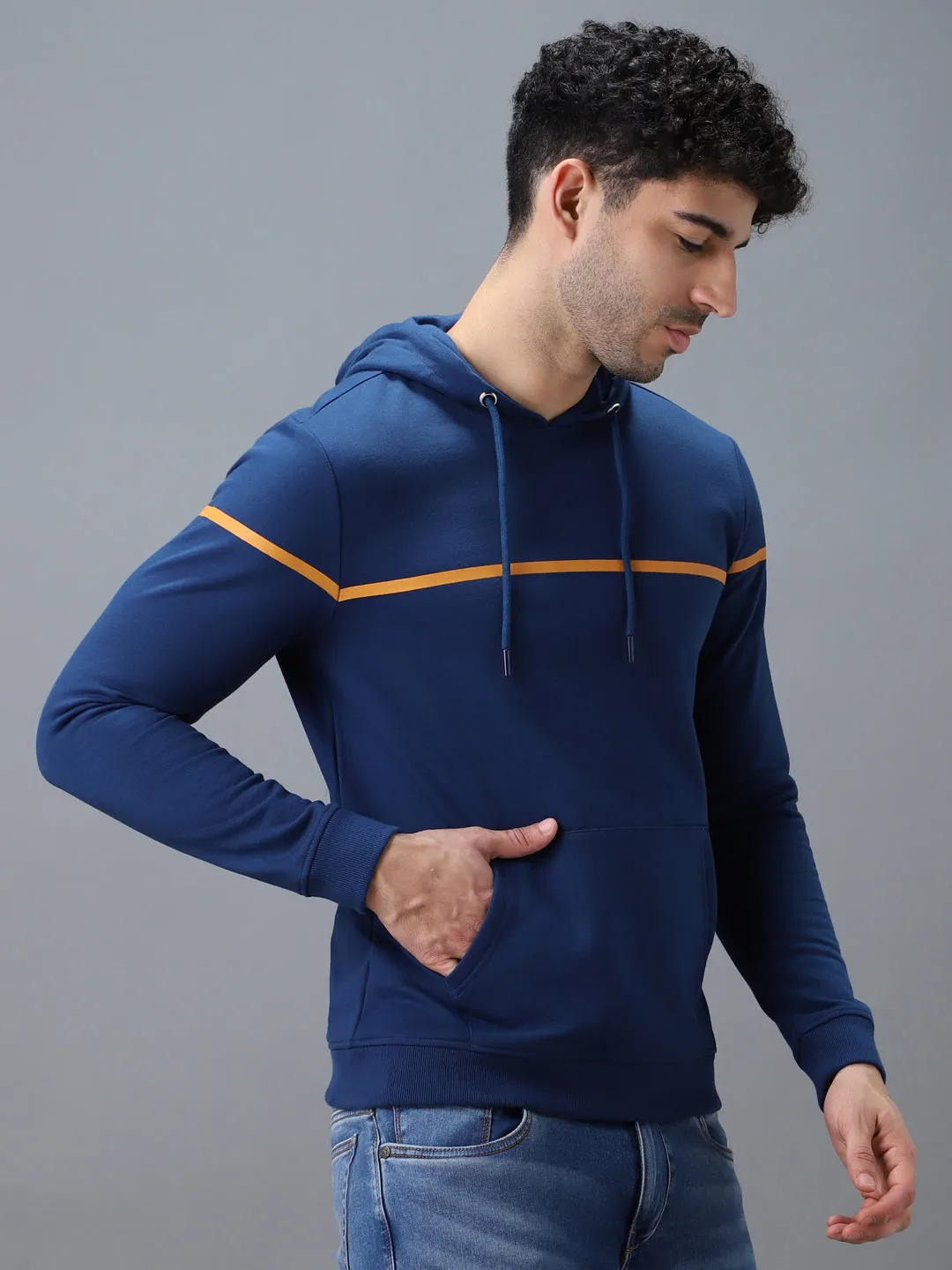 Men's Blue Cotton Solid Hooded Neck Sweatshirt