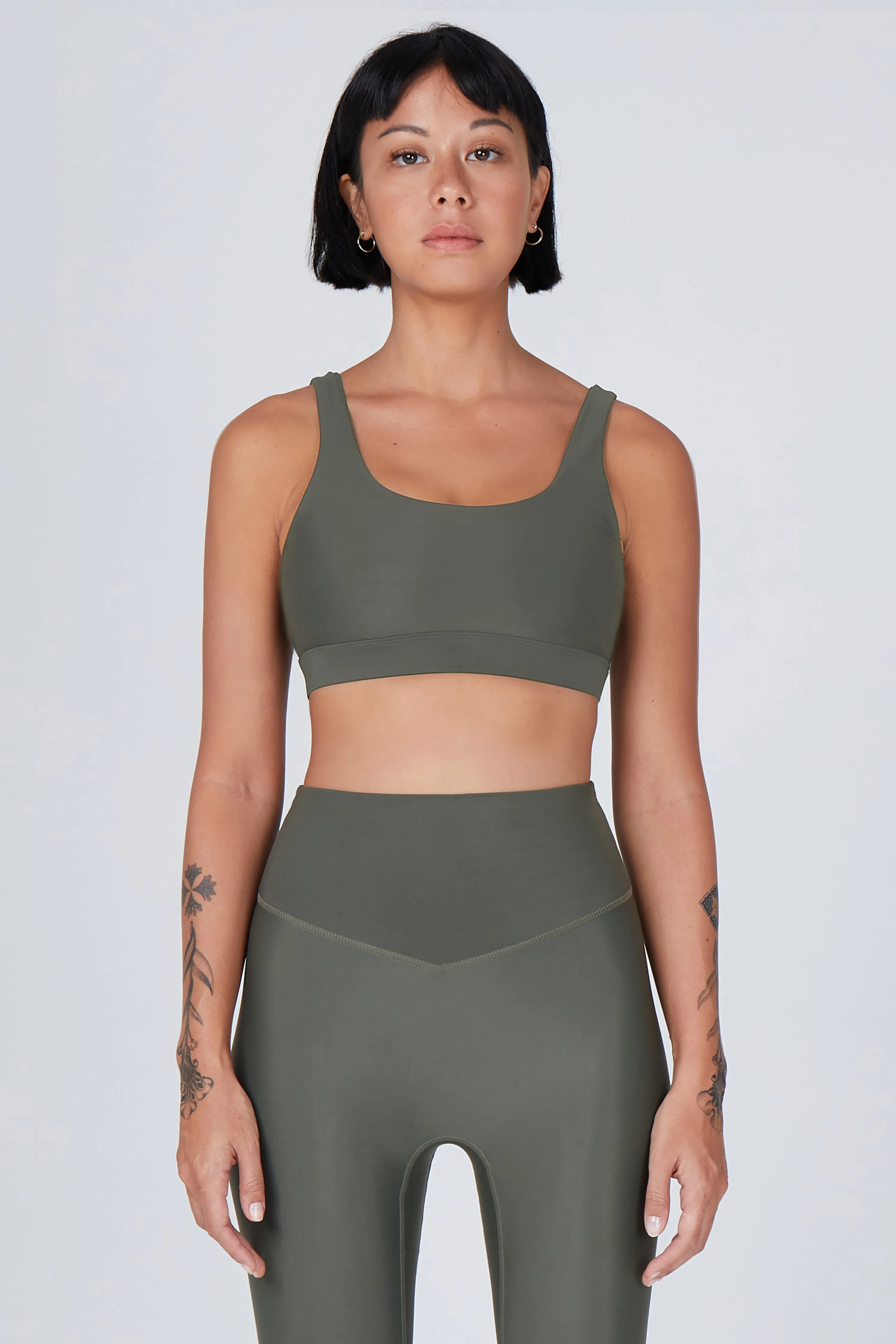 Mera Classic Sports Bra | Recycled Nylon | Olive