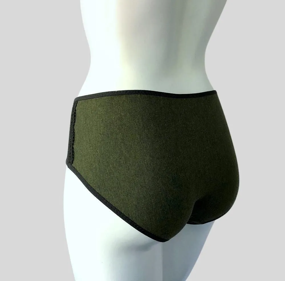 Organic cotton full coverage brief with scalloped lace