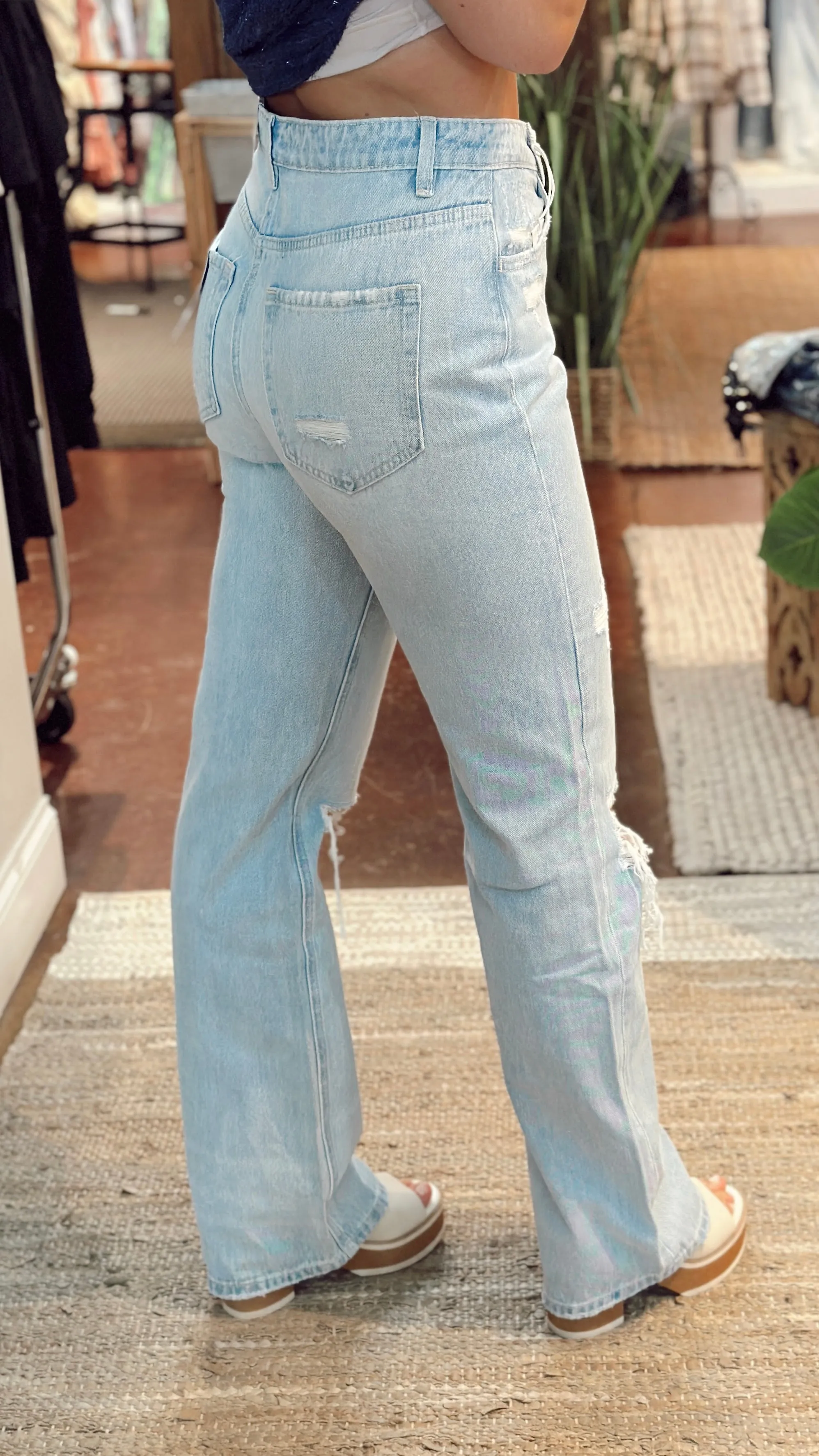 The Leslie 90's Vintage Flare Jeans