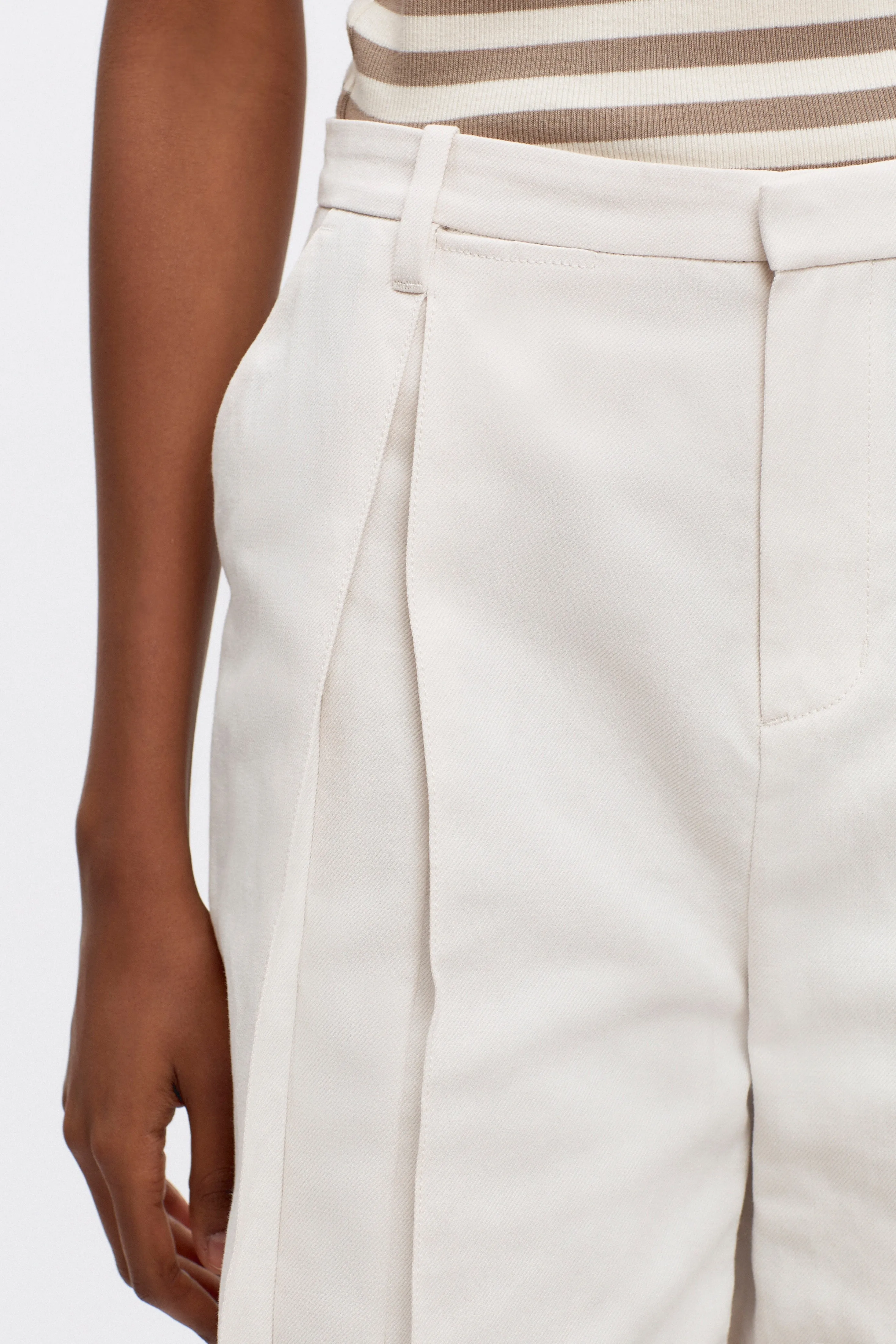 Women's Linen Station Short in Birch